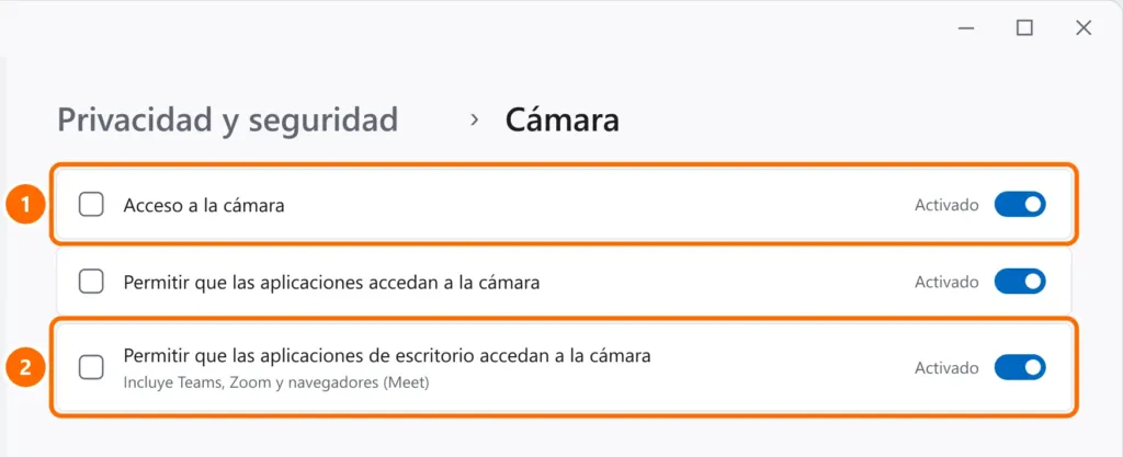 Configuración de privacidad de la cámara con el acceso general y el de aplicaciones de escritorio activados y destacados