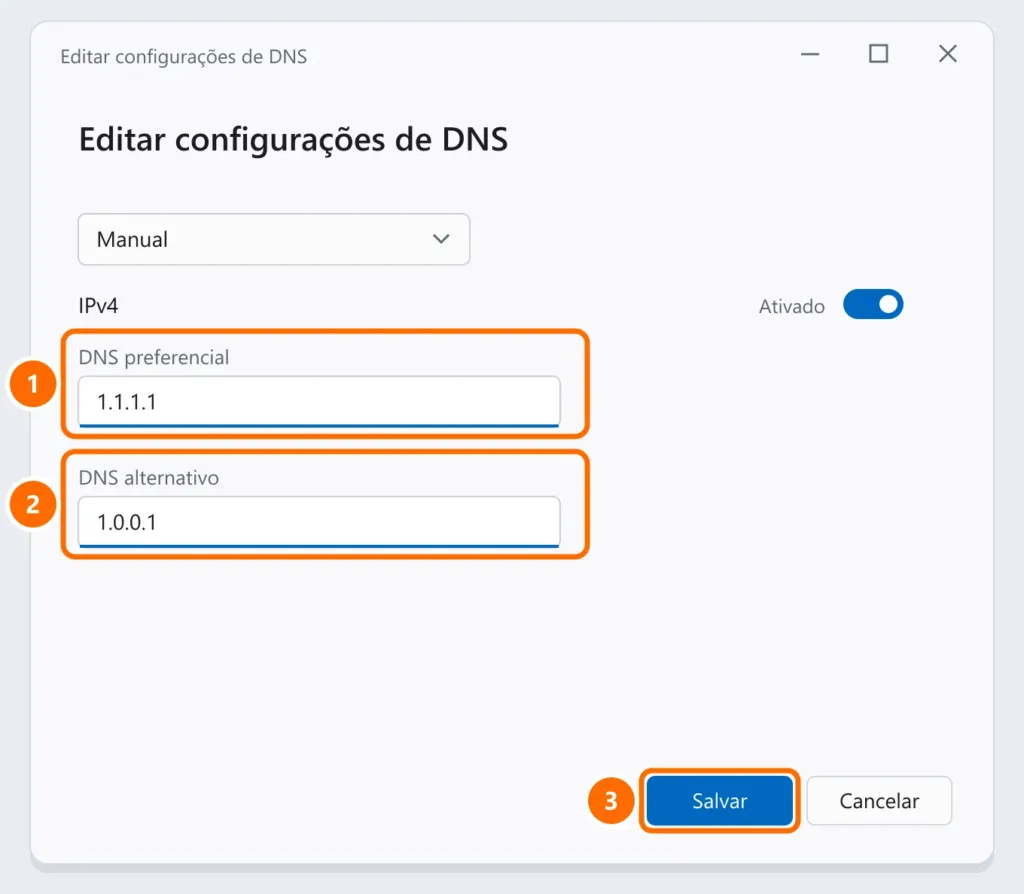 Janela Editar configurações de DNS em modo Manual, com IPv4 ativado e os servidores 1.1.1.1 e 1.0.0.1 preenchidos