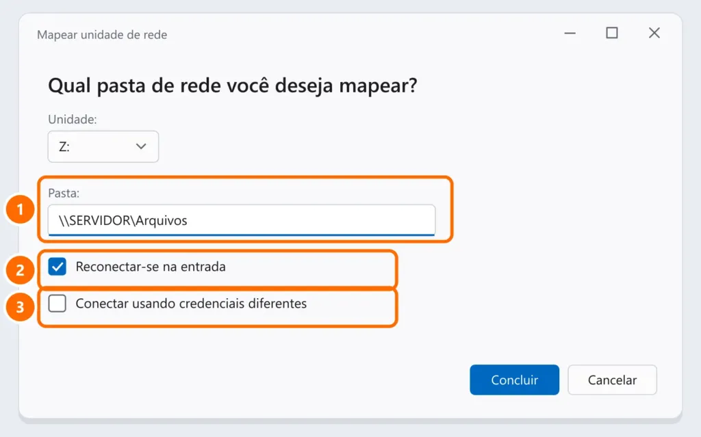 Janela Mapear unidade de rede com a unidade Z:, o caminho da pasta, Reconectar-se na entrada e Conectar usando credenciais diferentes destacados