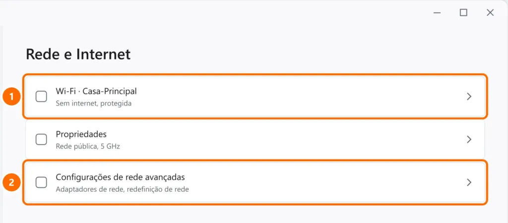 Configurações de Rede e Internet com o Wi-Fi conectado mostrando Sem internet e Configurações de rede avançadas destacados