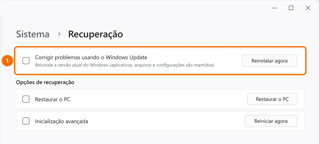 Página Recuperação do Windows 11 com a opção Corrigir problemas usando o Windows Update e o botão Reinstalar agora destacados